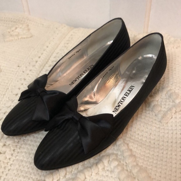 Vintage Newton Elkin Bow Detail Almond Toe Short Heel Shoe - Picture 3 of 11
